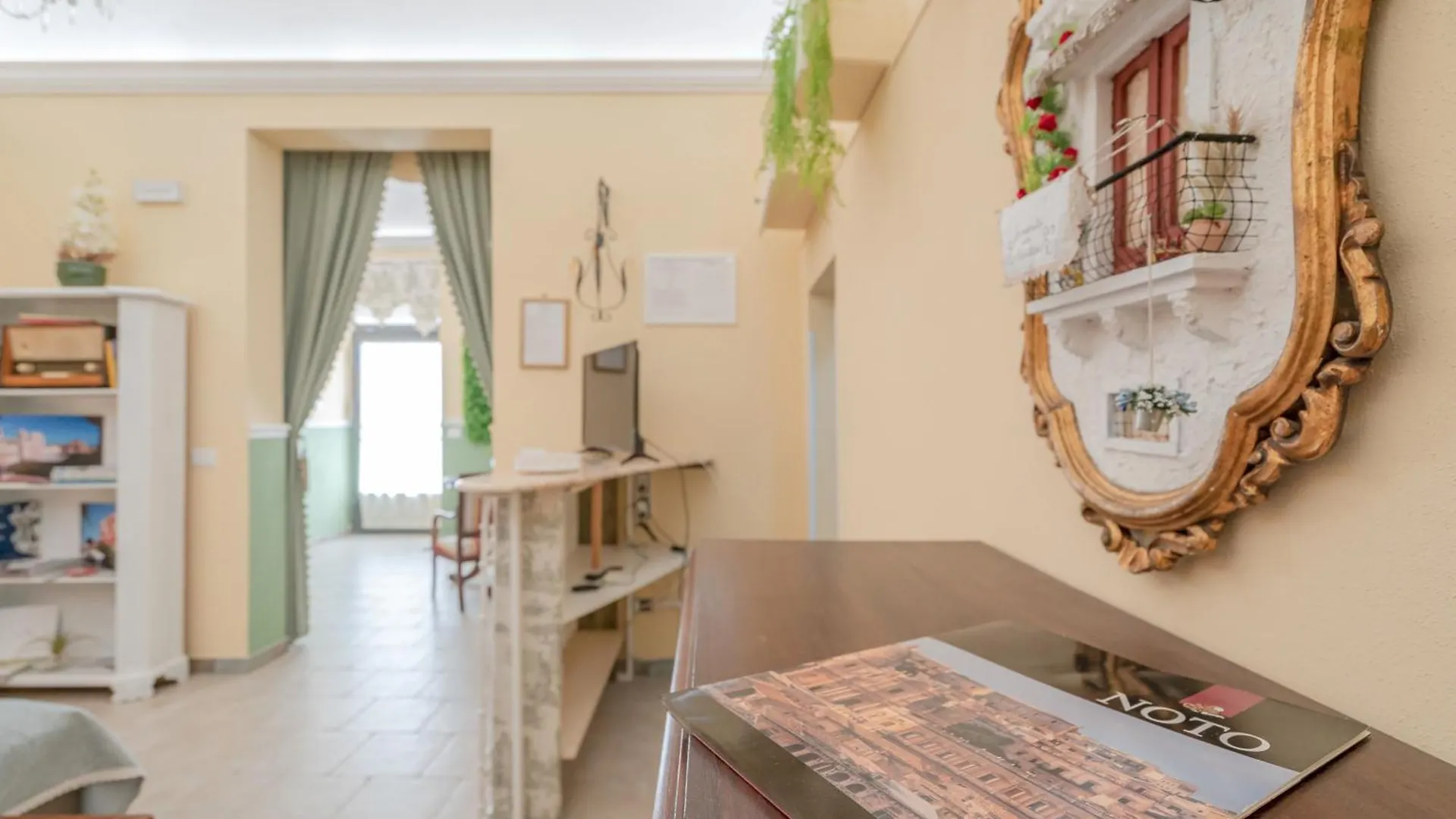 Pomona Noto Apartment Italy